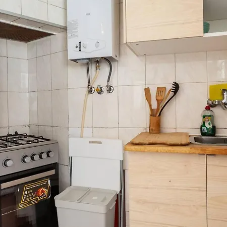 Fantastic And Cozy In Lejlighed Lisboa