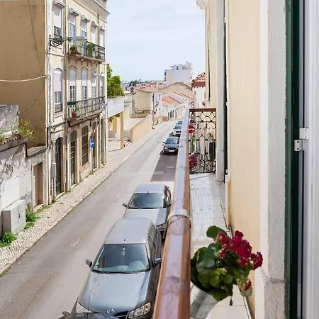 Fantastic And Cozy In Lejlighed Lisboa